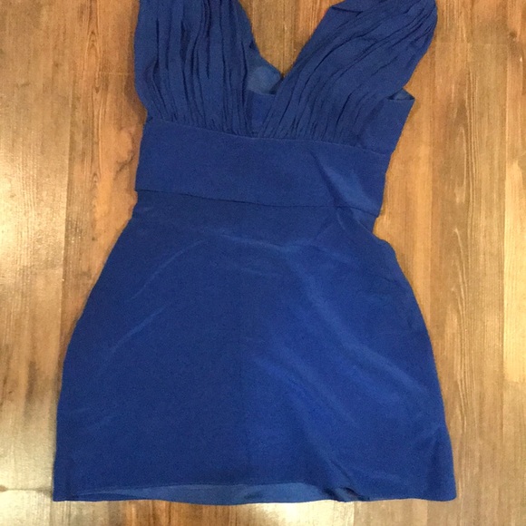 Bebe Chiffon like dress - Picture 7 of 8